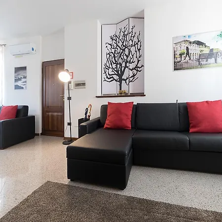Apartment Black Stone *