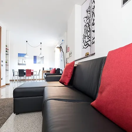 Apartment Black Stone *