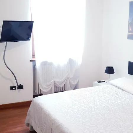 Apartment Black Stone